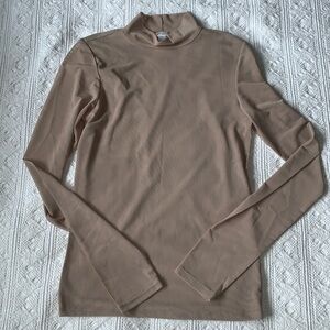 J For Justify mesh top